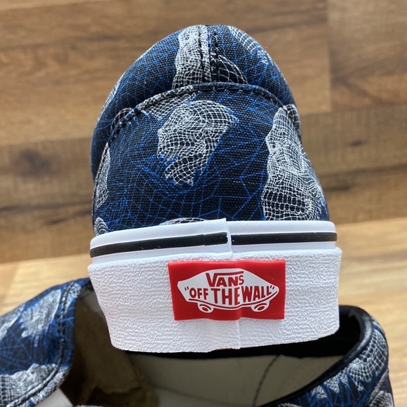 VANS CLASSIC SLIP ON BRAND NEW - Picture 5 of 8